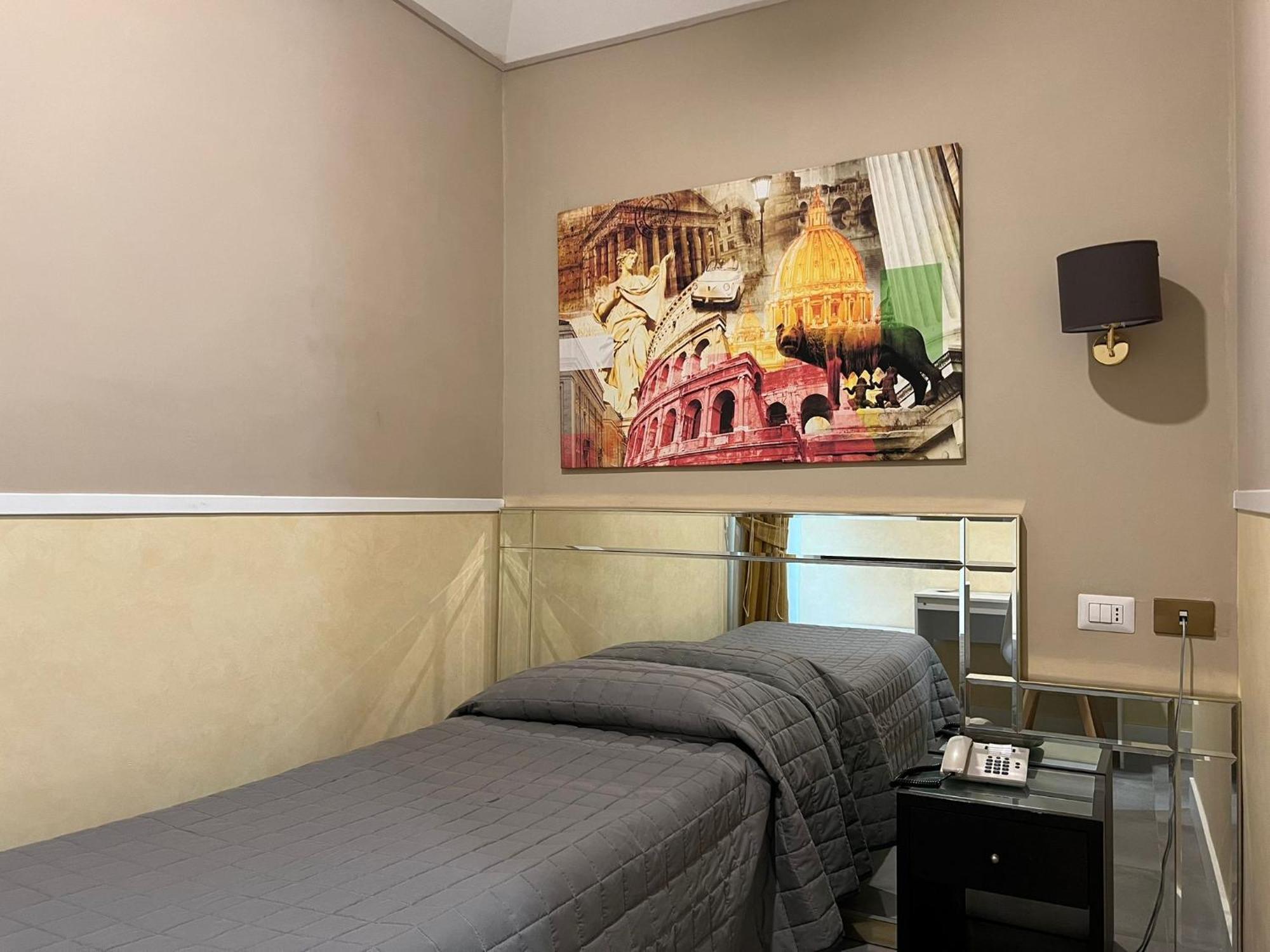 Hotel Garda Roma Esterno foto