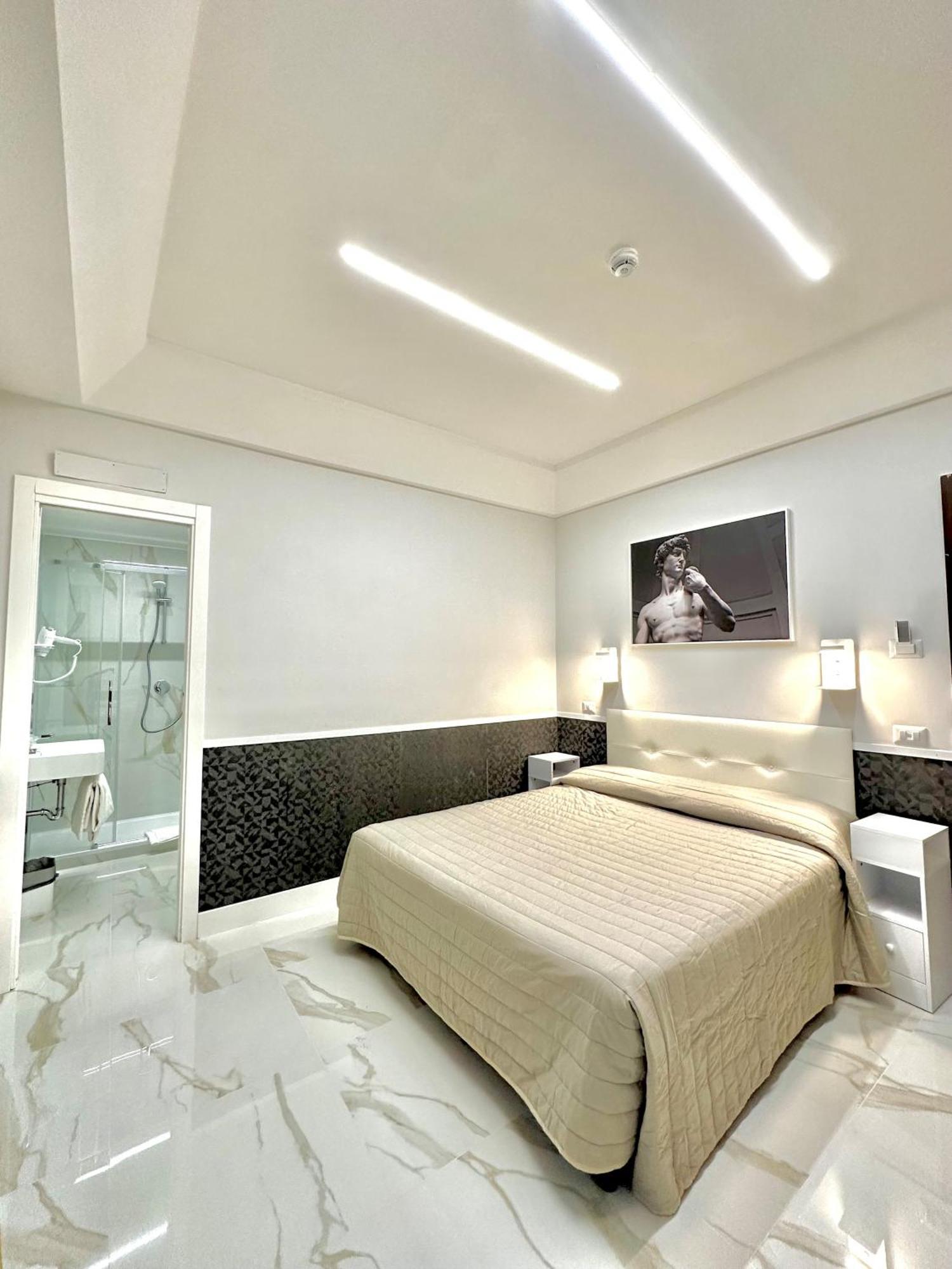 Hotel Garda Roma Esterno foto