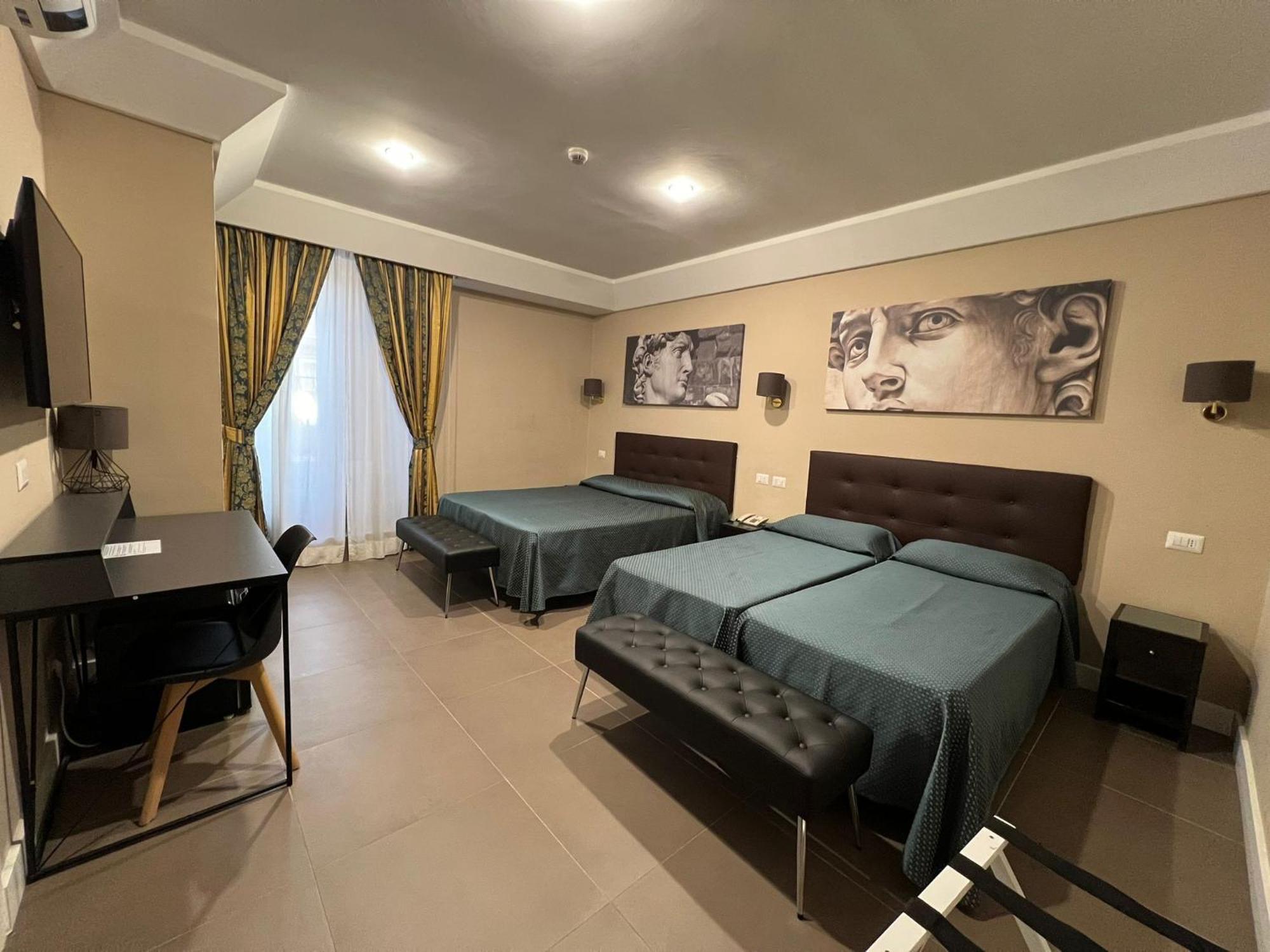 Hotel Garda Roma Esterno foto