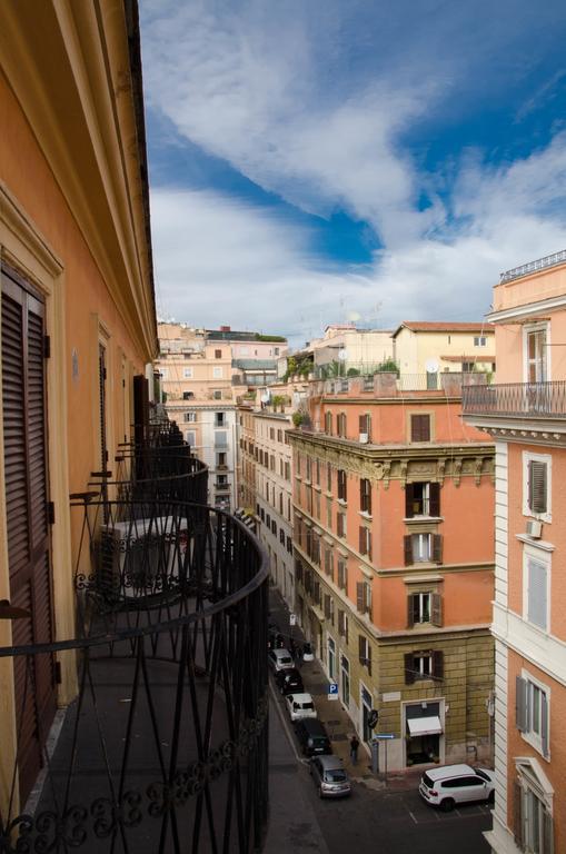 Hotel Garda Roma Esterno foto